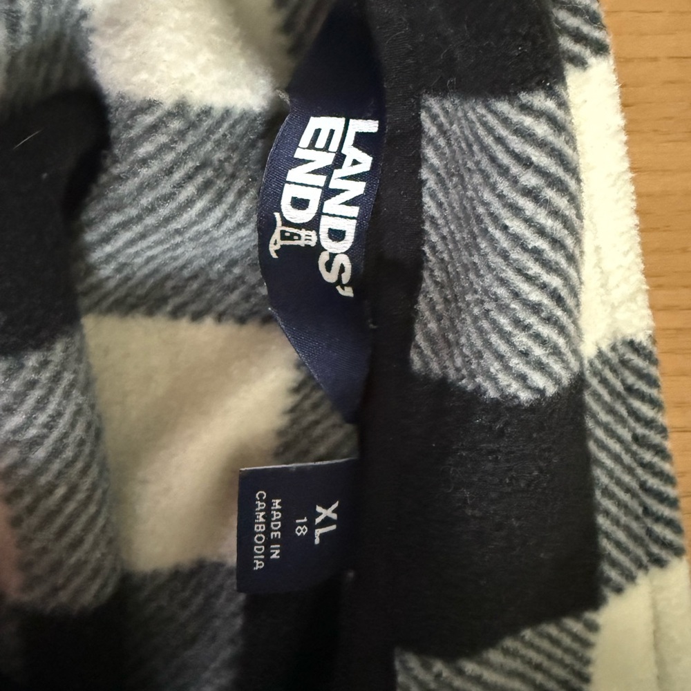 Lands End Quarter zip - Picture 3 of 3